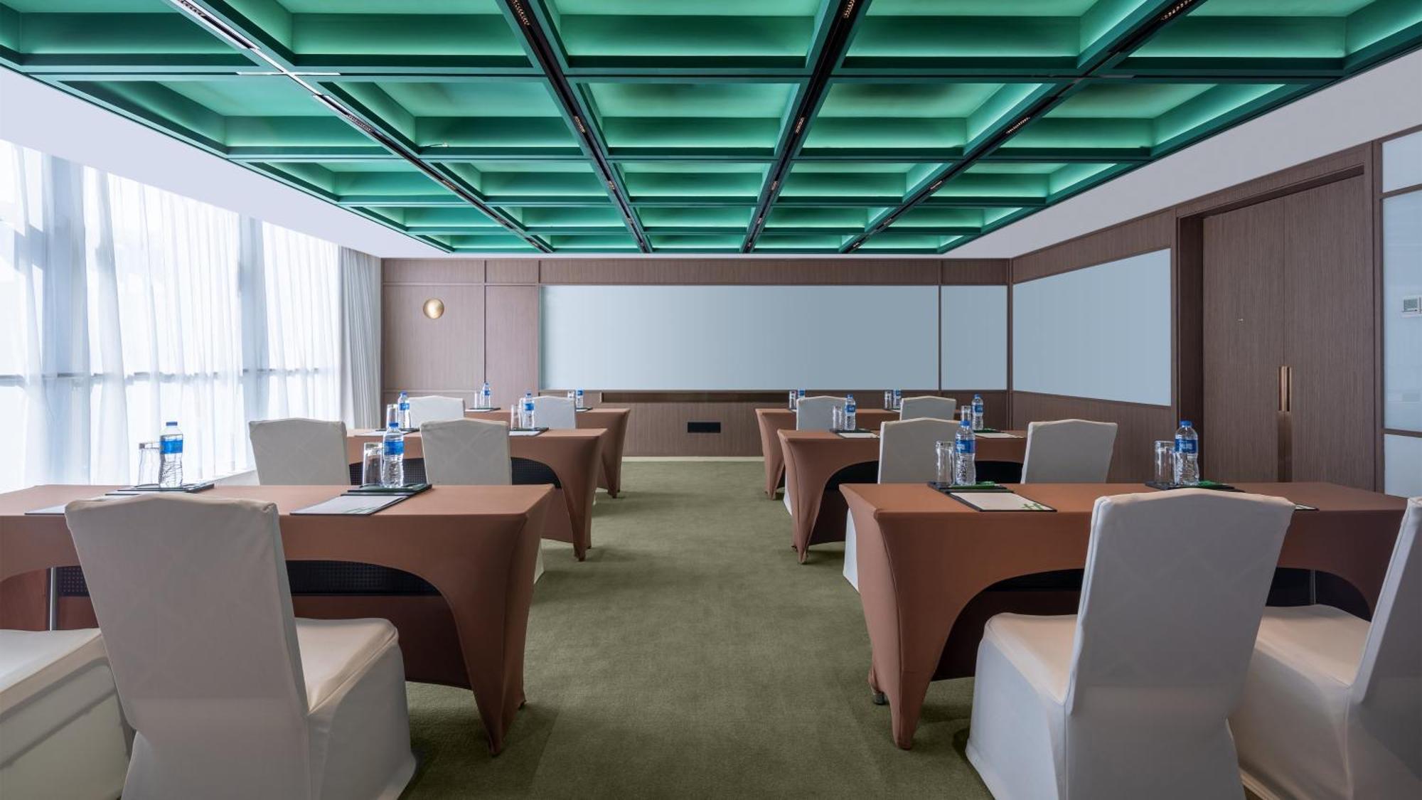 Holiday Inn Beijing Focus Square By Ihg Exterior foto