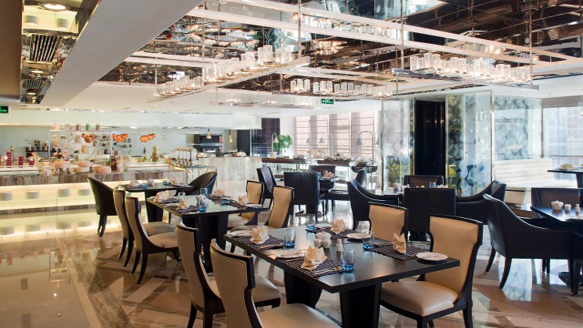 Holiday Inn Beijing Focus Square By Ihg Exterior foto